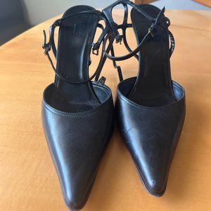 Gucci Heels (Size 9.5 B -- Slightly Worn)